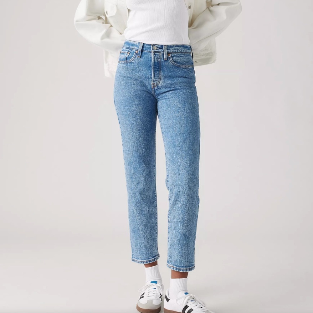 Levi’s ‘wedgie straight’ jeans women’s 27